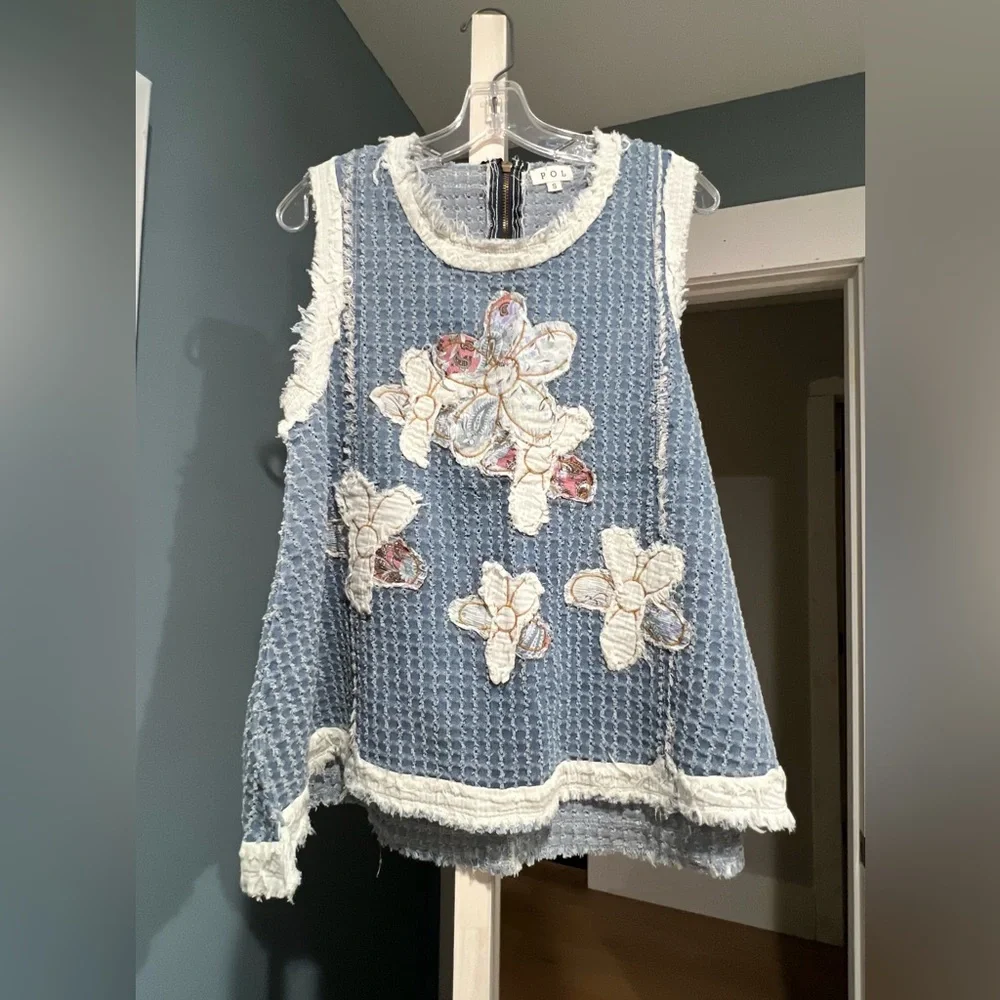 Floral Embroidered Blue Sleeveless Top - Picture 1 of 4